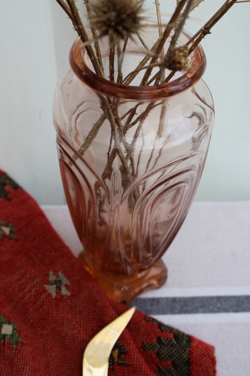 Glass vase