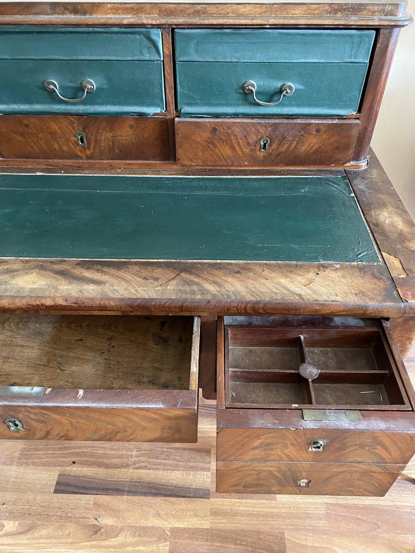 Bureau Gradin Louis Philippe
