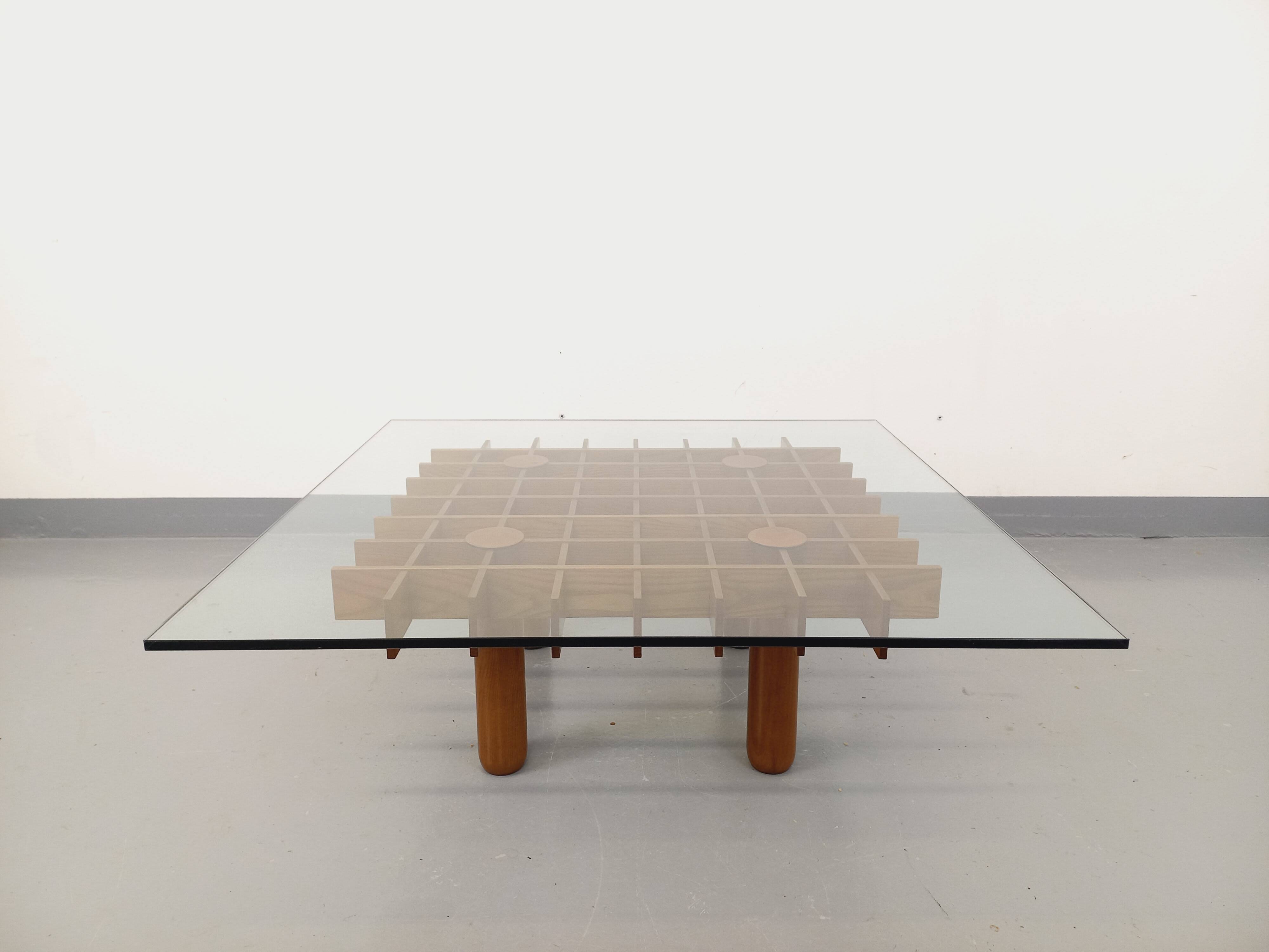 Vintage Italian square coffee table Kyoto by Gianfranco Frattini for Knoll
