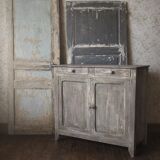 Parisian buffet in beech from the early 20th century with an antique finish.