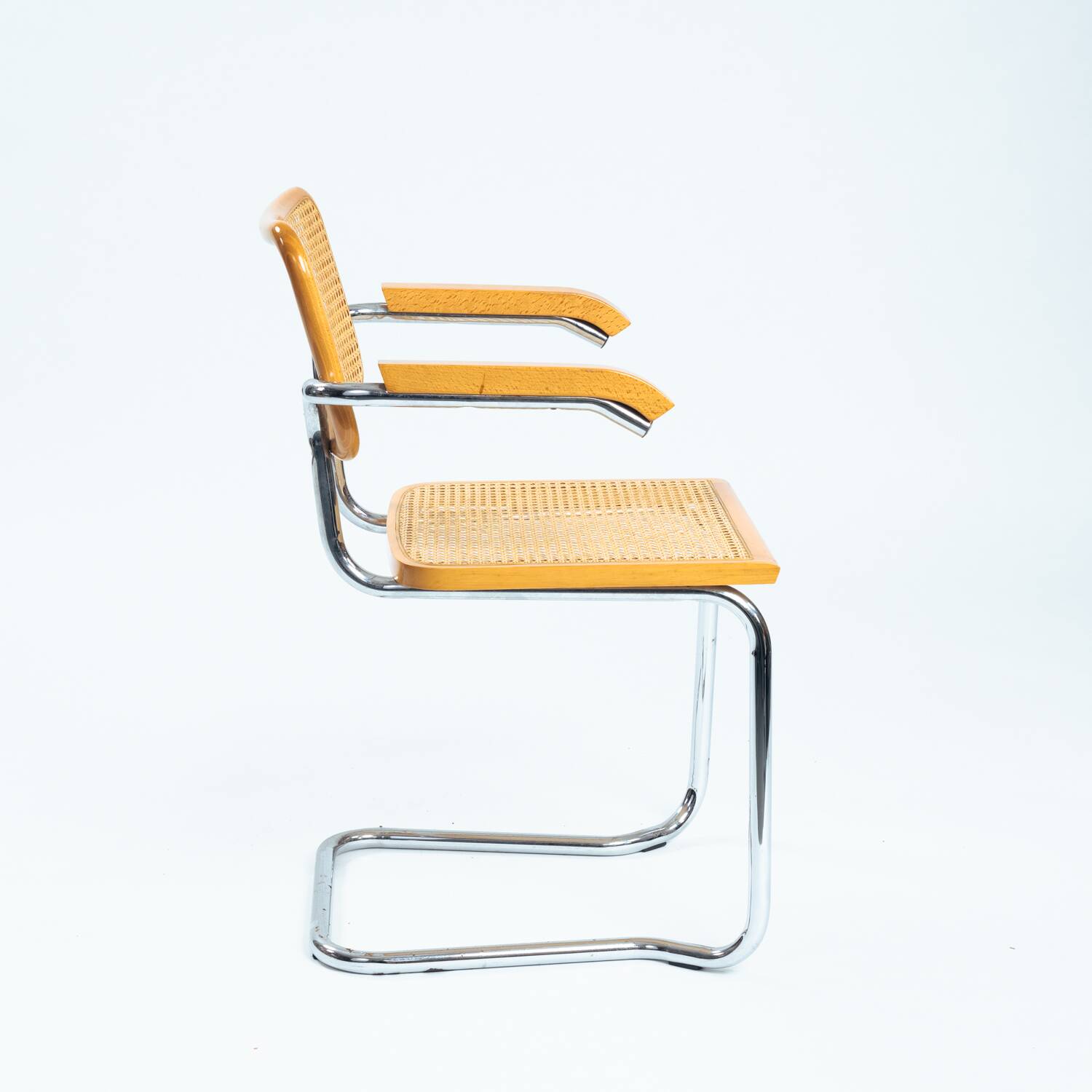 4 Bauhaus wicker chairs, in the style of Marcel Breuer, stackable