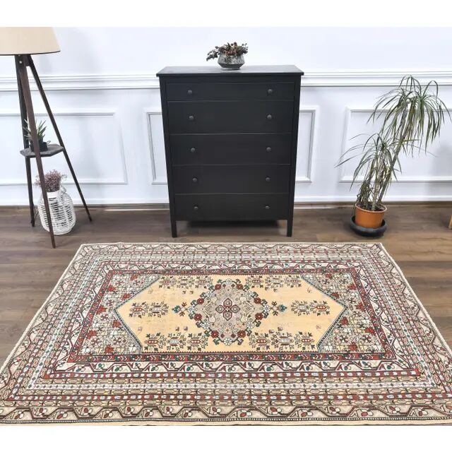Turkish Vintage Handmade Wool Rug 150x211