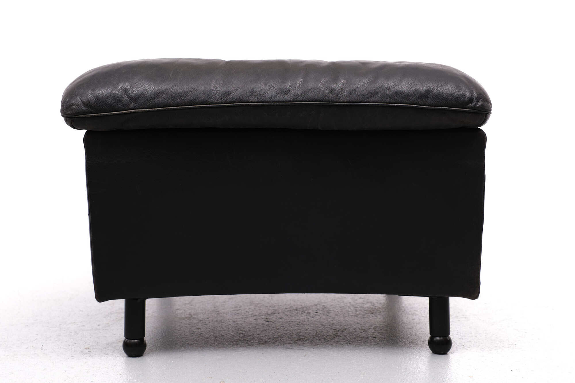 De Sede DS 23 Lounge Wing Chair and Ottoman, 1980s