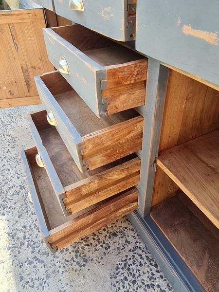 Cabinet bahut seven drawers and two doors patina gray