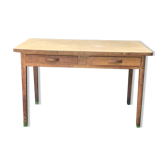 Farm table