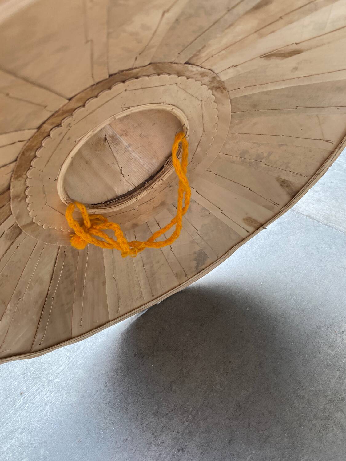 Duo de chapeaux chinois