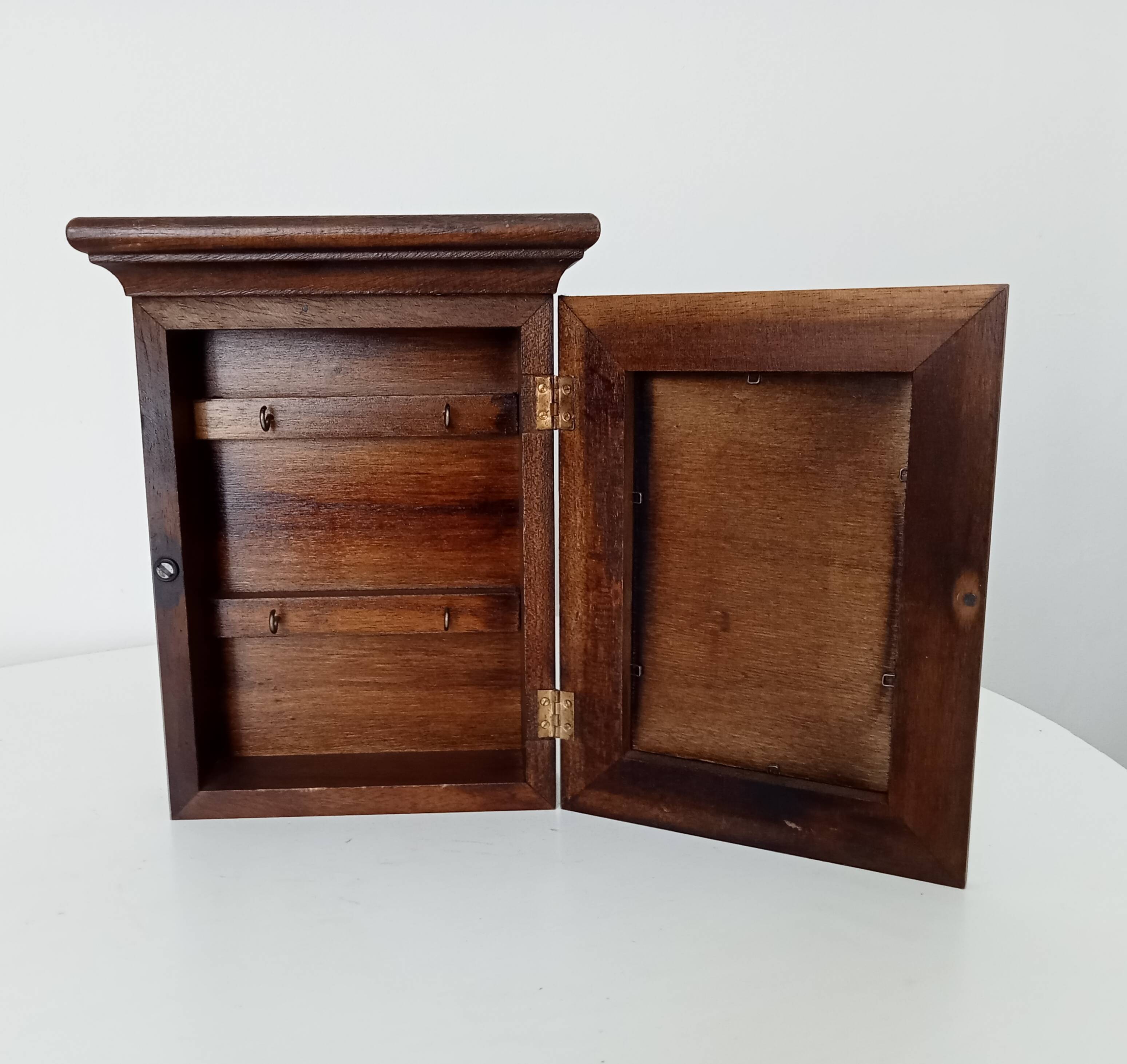 Armoire à clés vintage années 60/70