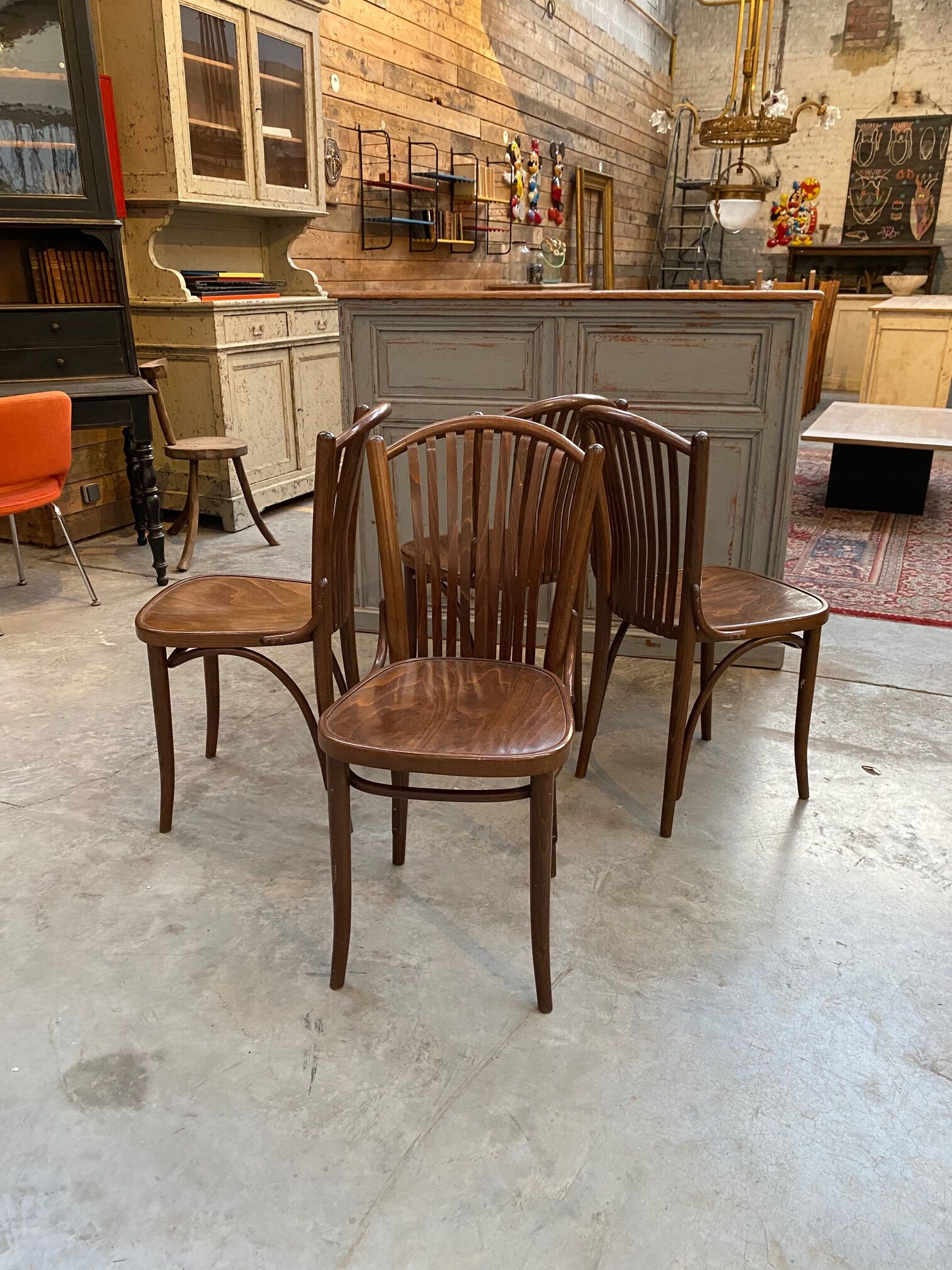 Suite of 4 bistro chairs