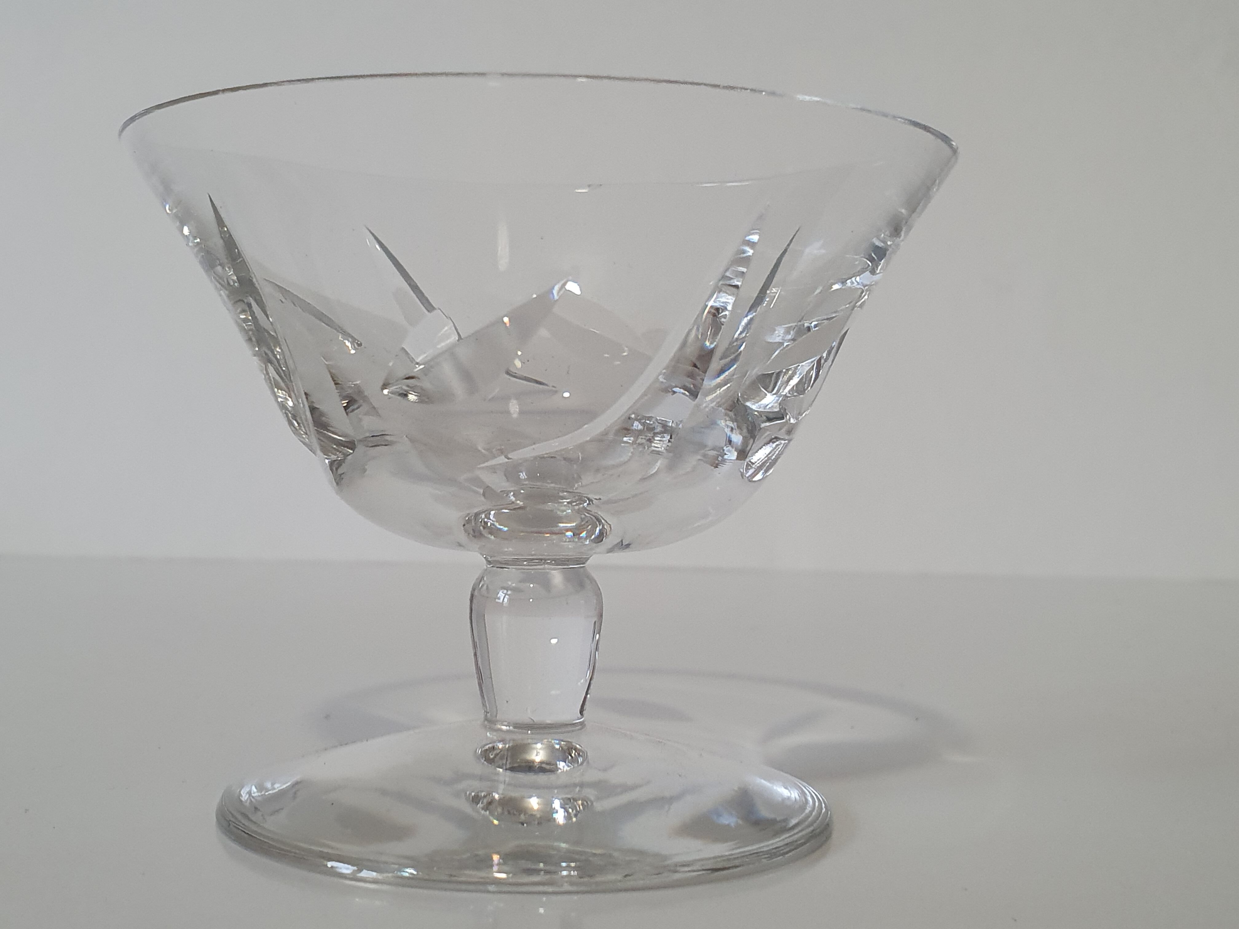 Champagne cups stamped "Saint louis"