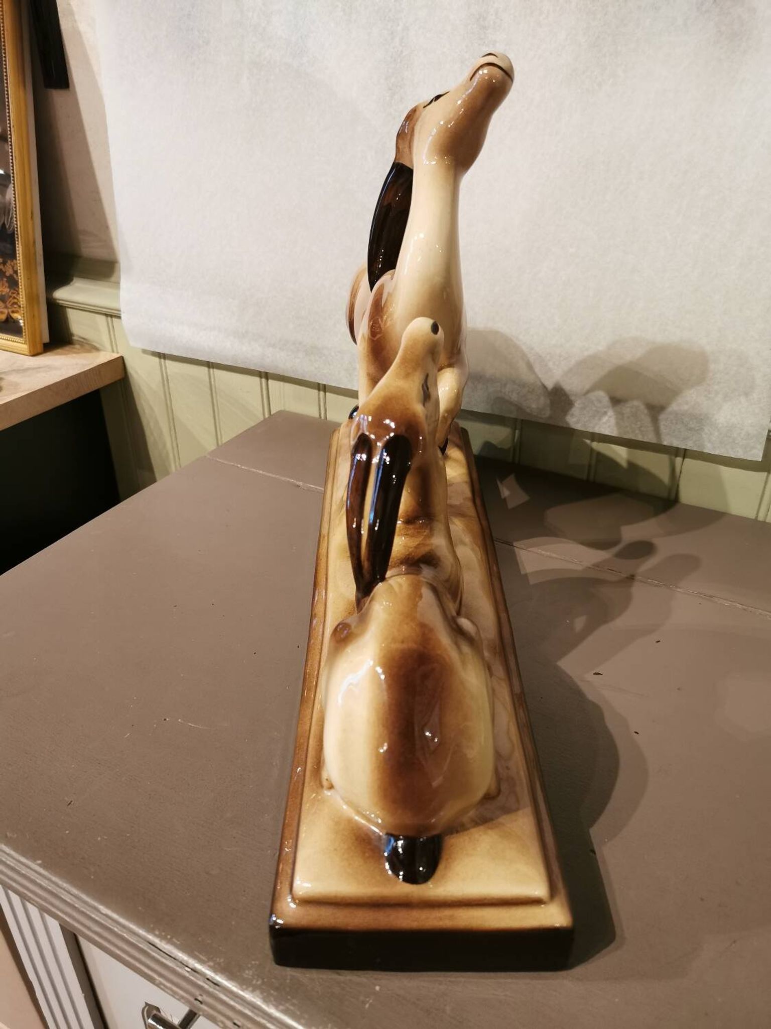 Couple d'antilopes art déco en céramique