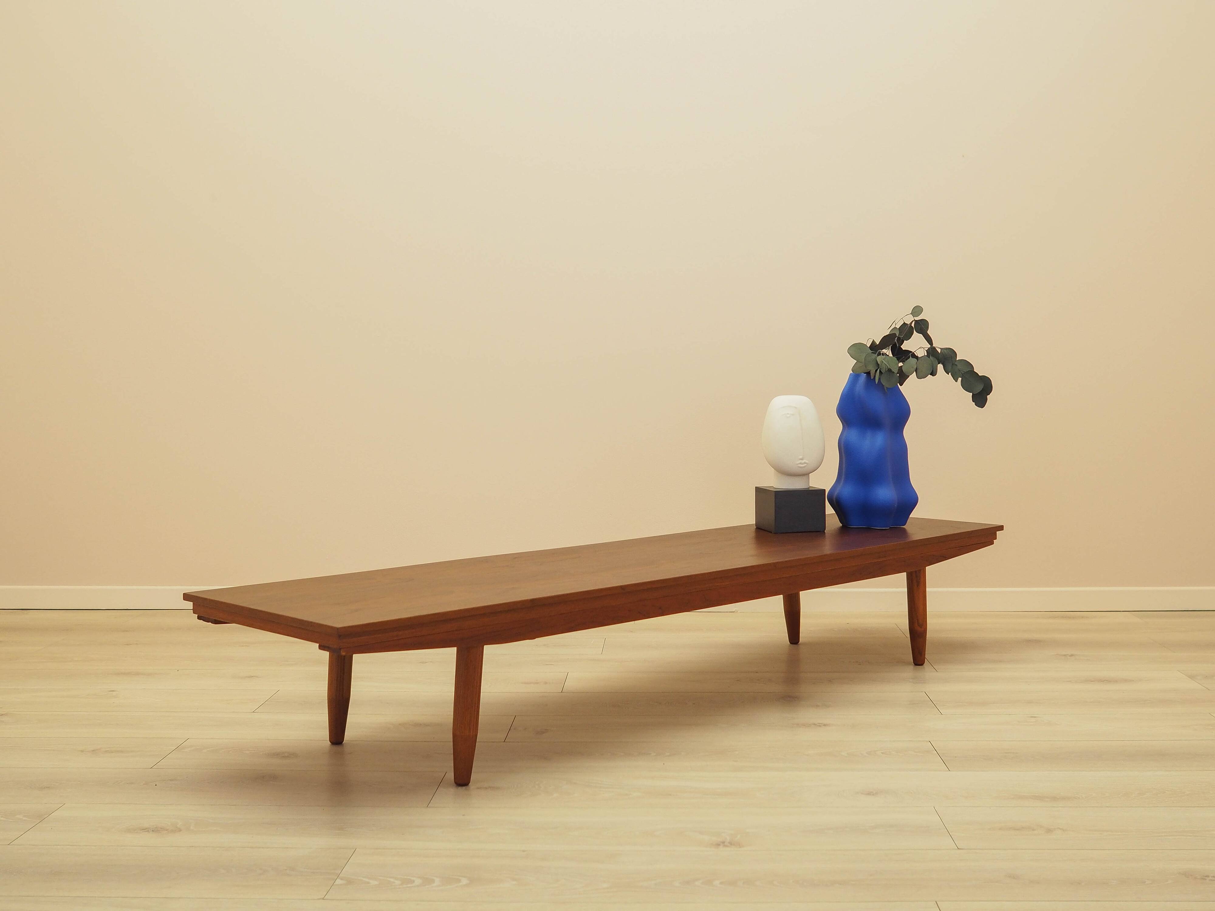 Lowboard, design danois, années 1970, fabriqué au Danemark