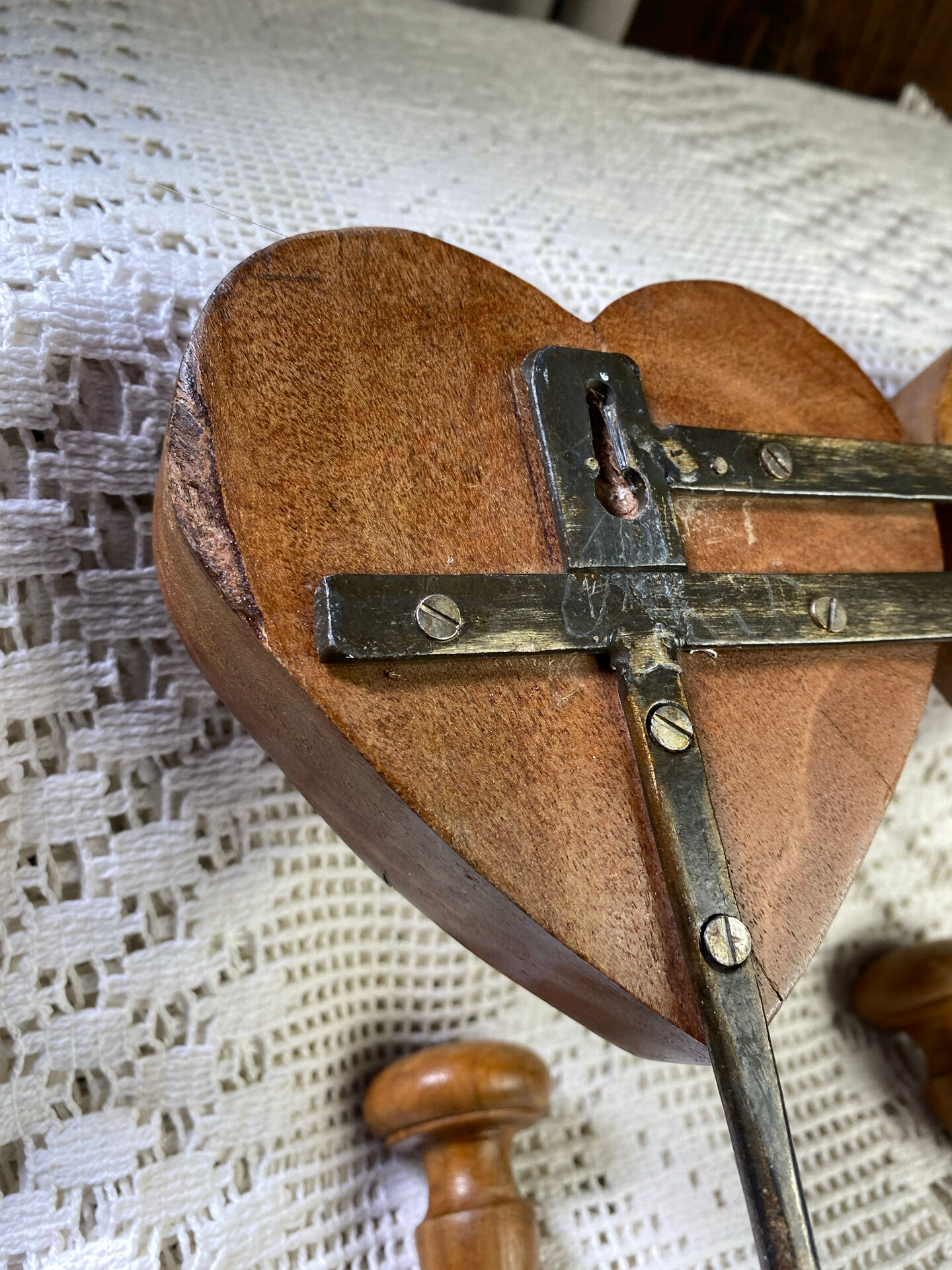 Wall-mounted coat rack, wooden hearts