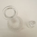Carafe en verre taillé pointes de diamants