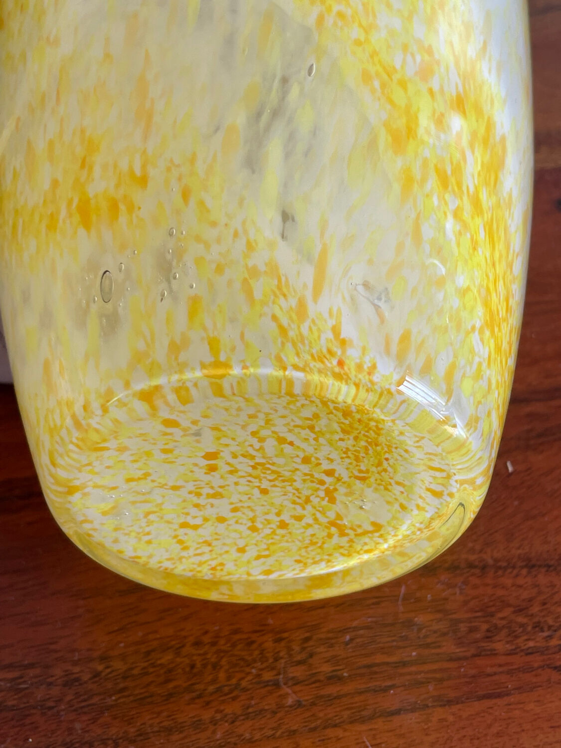 Vase en verre soufflé