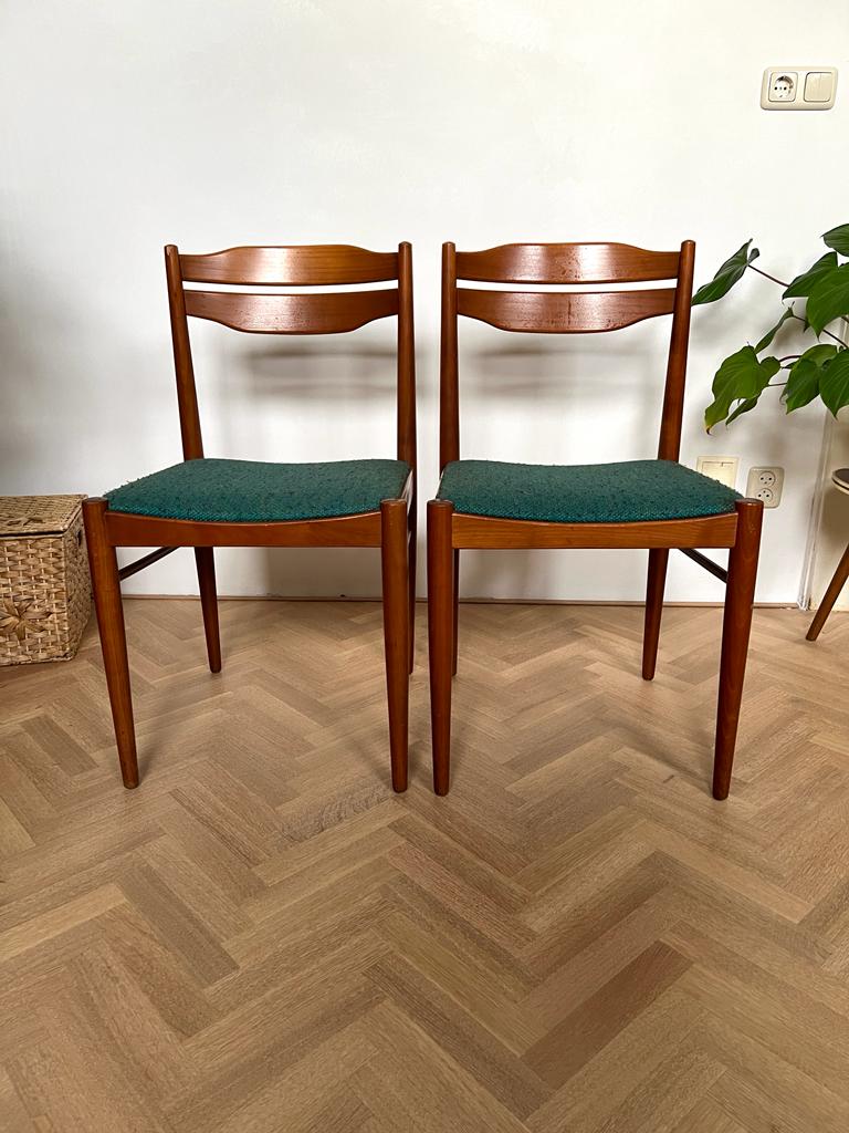 Paire de chaises de salle à manger en bois de teck Danish Design