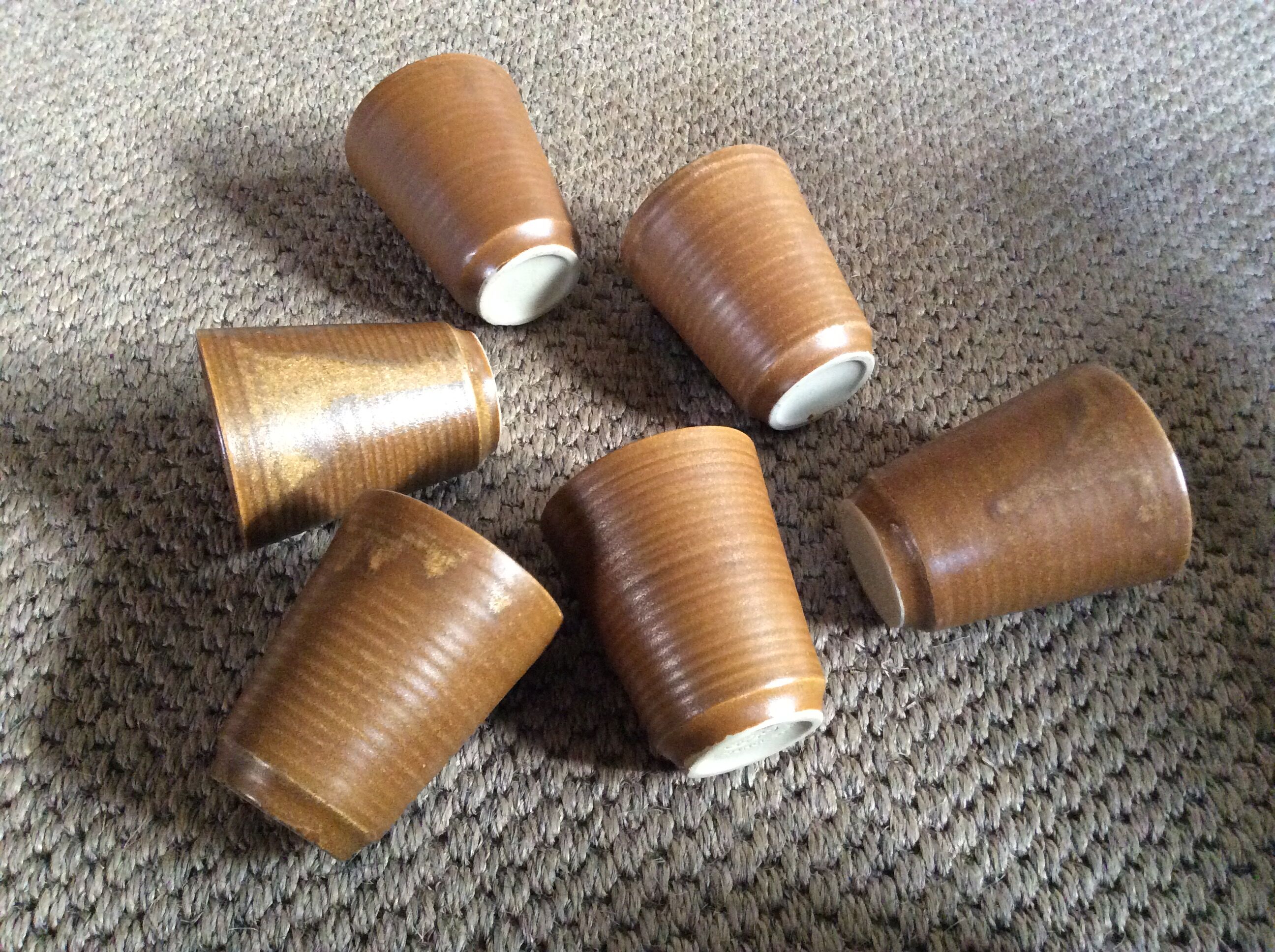 Série de 6 tasses en grès