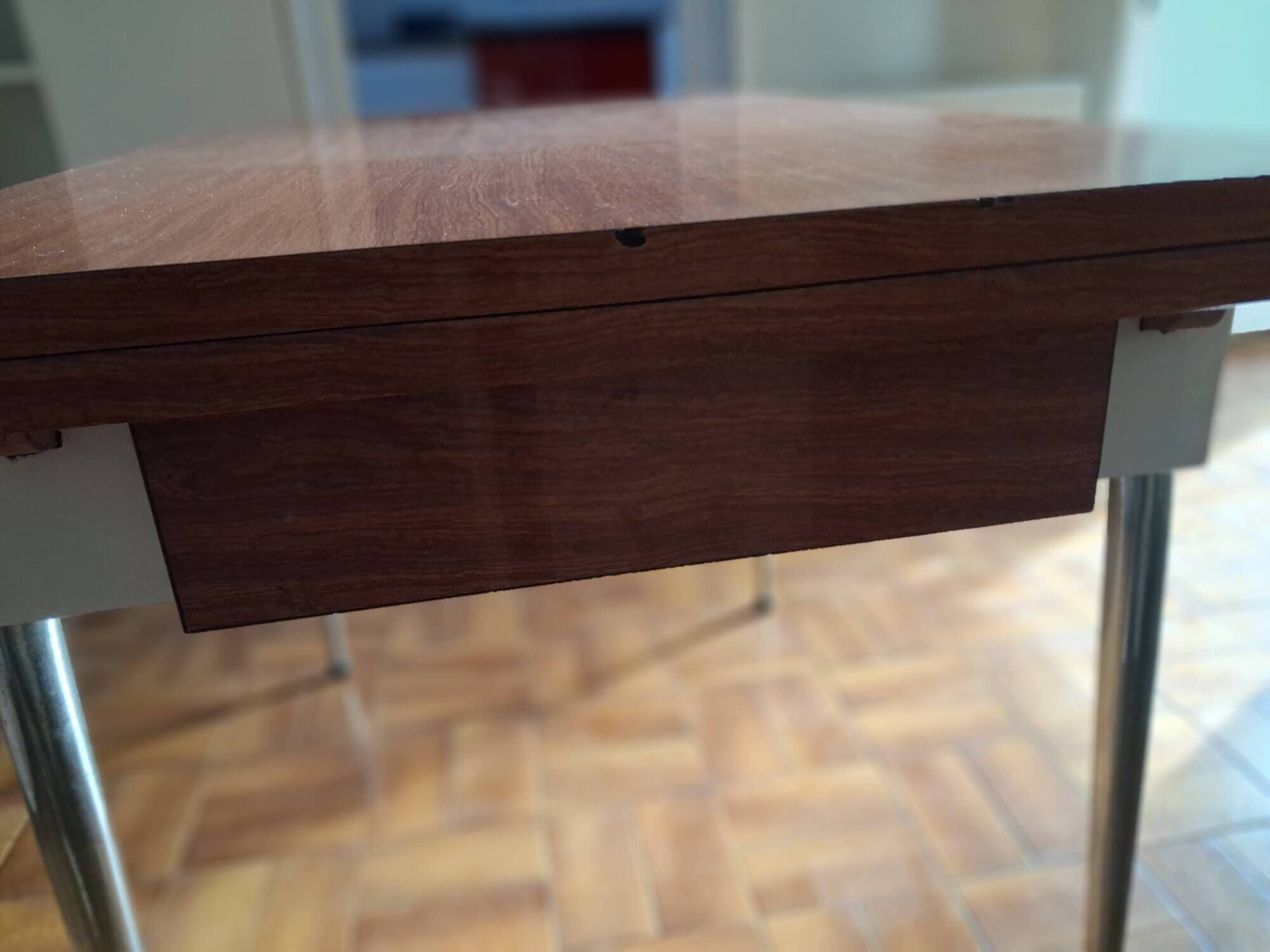 Formica kitchen table