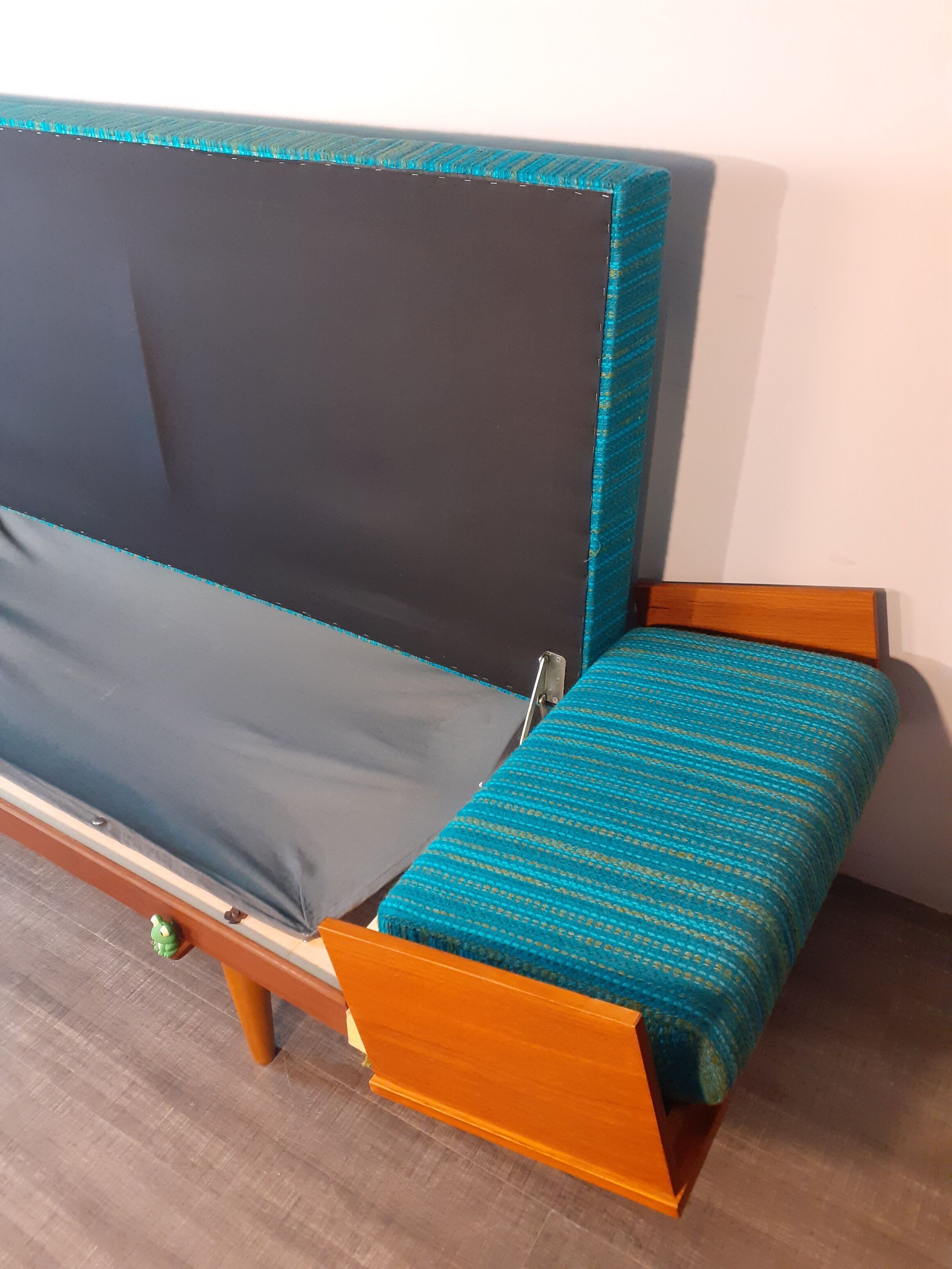 Sofa Daybed "Svanette" design Ingmar Relling by Ekornes, Norway 1960s