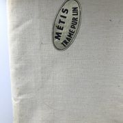 Old vintage metis drap
