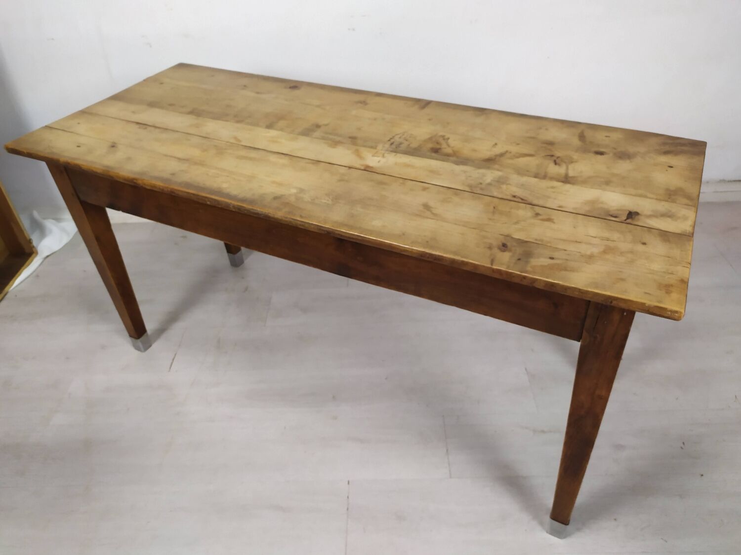 Table de ferme bistrot