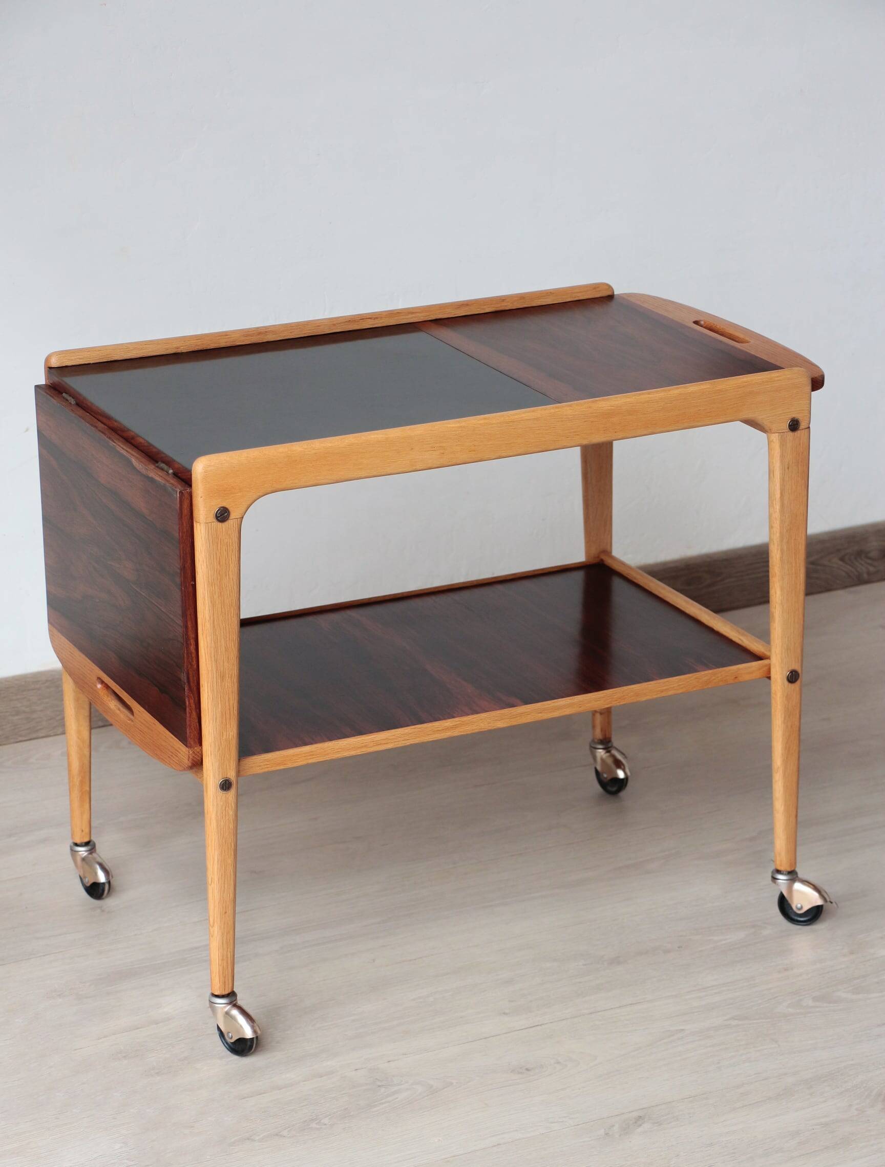 Scandinavian 'Thea' side table in rosewood and laminate, Yngve Ekström