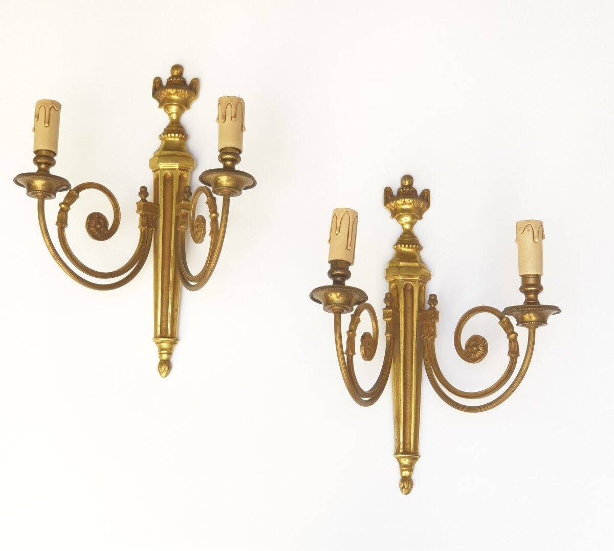 Pair of bronze wall sconces in Louis XVI style