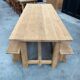 Table de ferme en chêne et ses 2 bancs