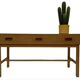 Buffet bas compact vintage en chêne, style années 70.