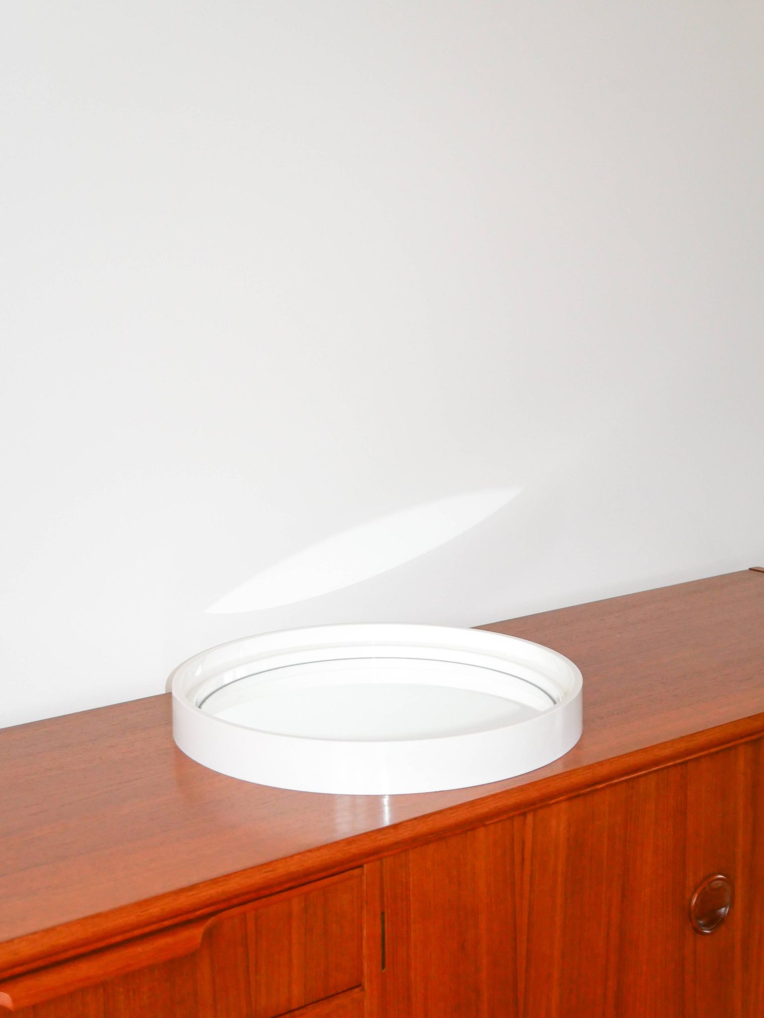White plexi cap mirror Made in France Registered model, Design, 1970