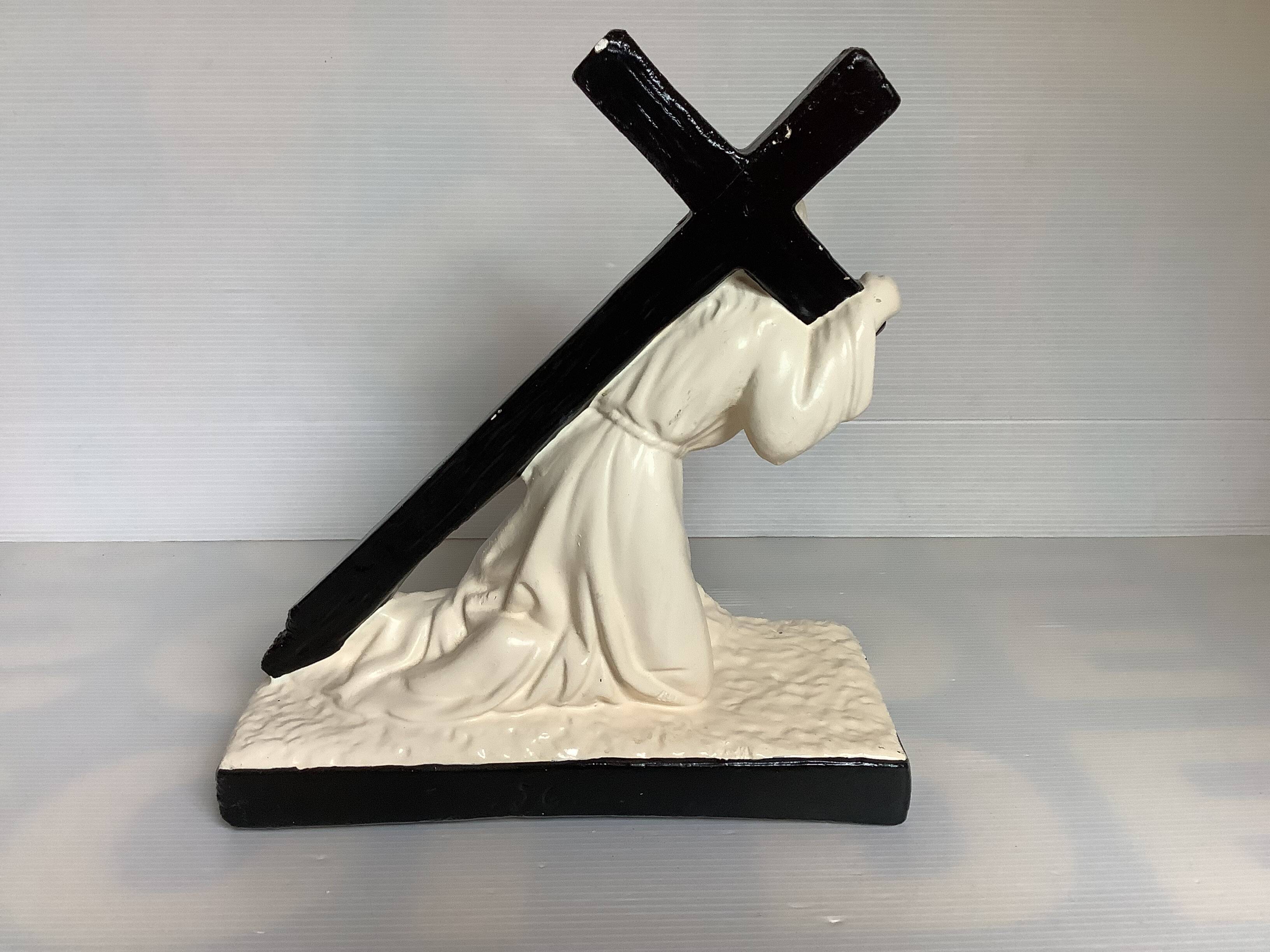 Jesus Christ carrying the cross