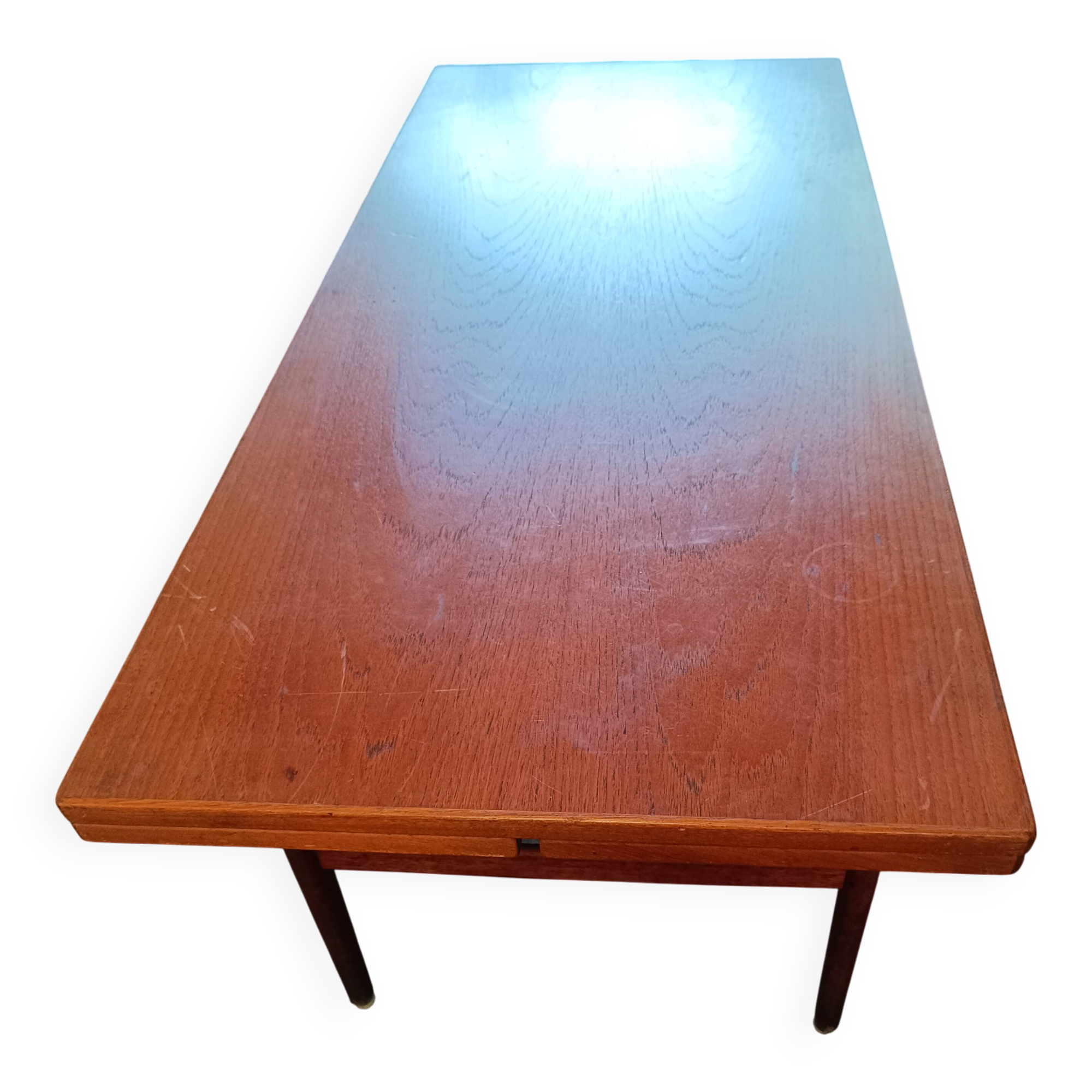 Extensible table tingstroms model sesam.