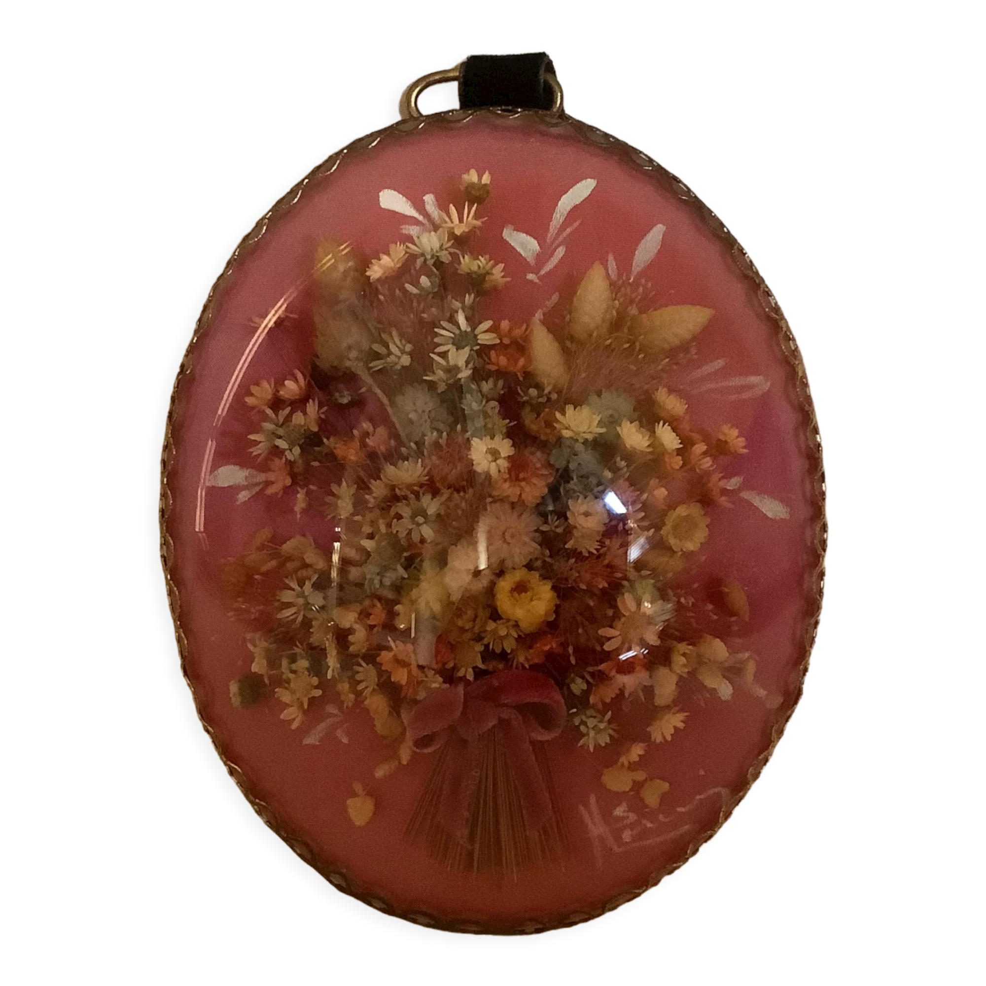 Old vintage oval dried flowers frame