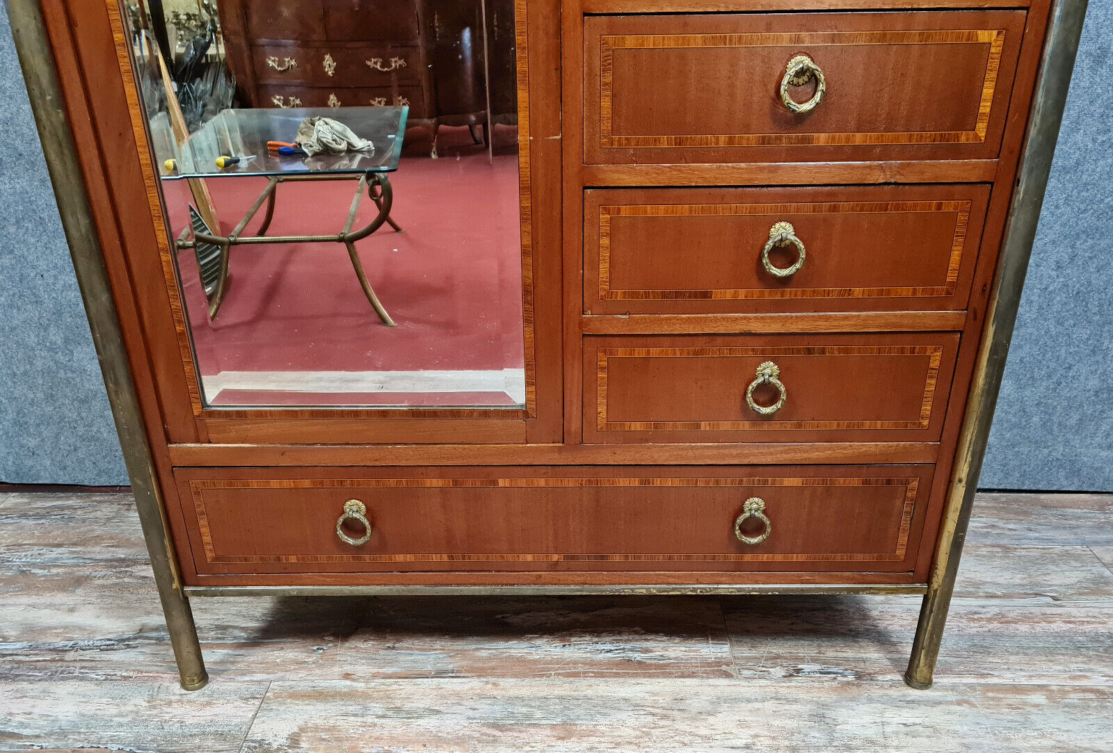 Art Deco period wardrobe in mahogany and marquetry around 1920-1925