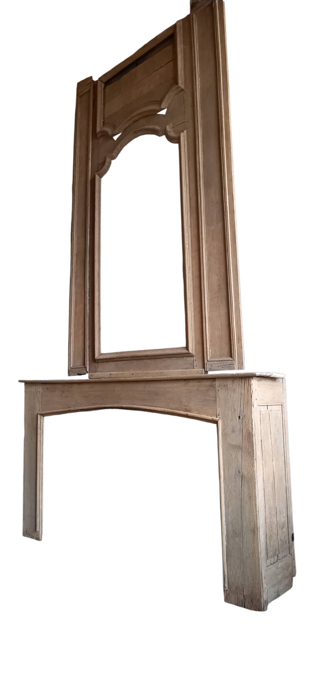 Cheminée et trumeau de château XVIIIe en chêne