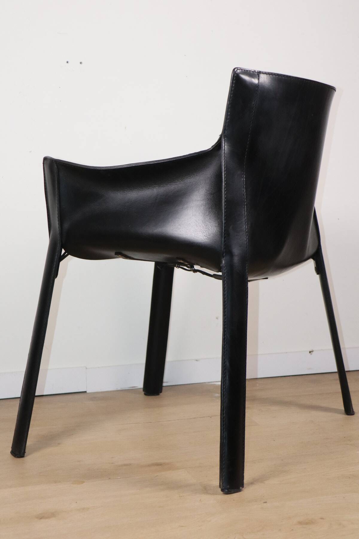 Fauteuil vintage en cuir noir - Années 80