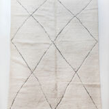 Moroccan Berber carpet Beni ouarain ecru with black diamonds engraved 295x198cm