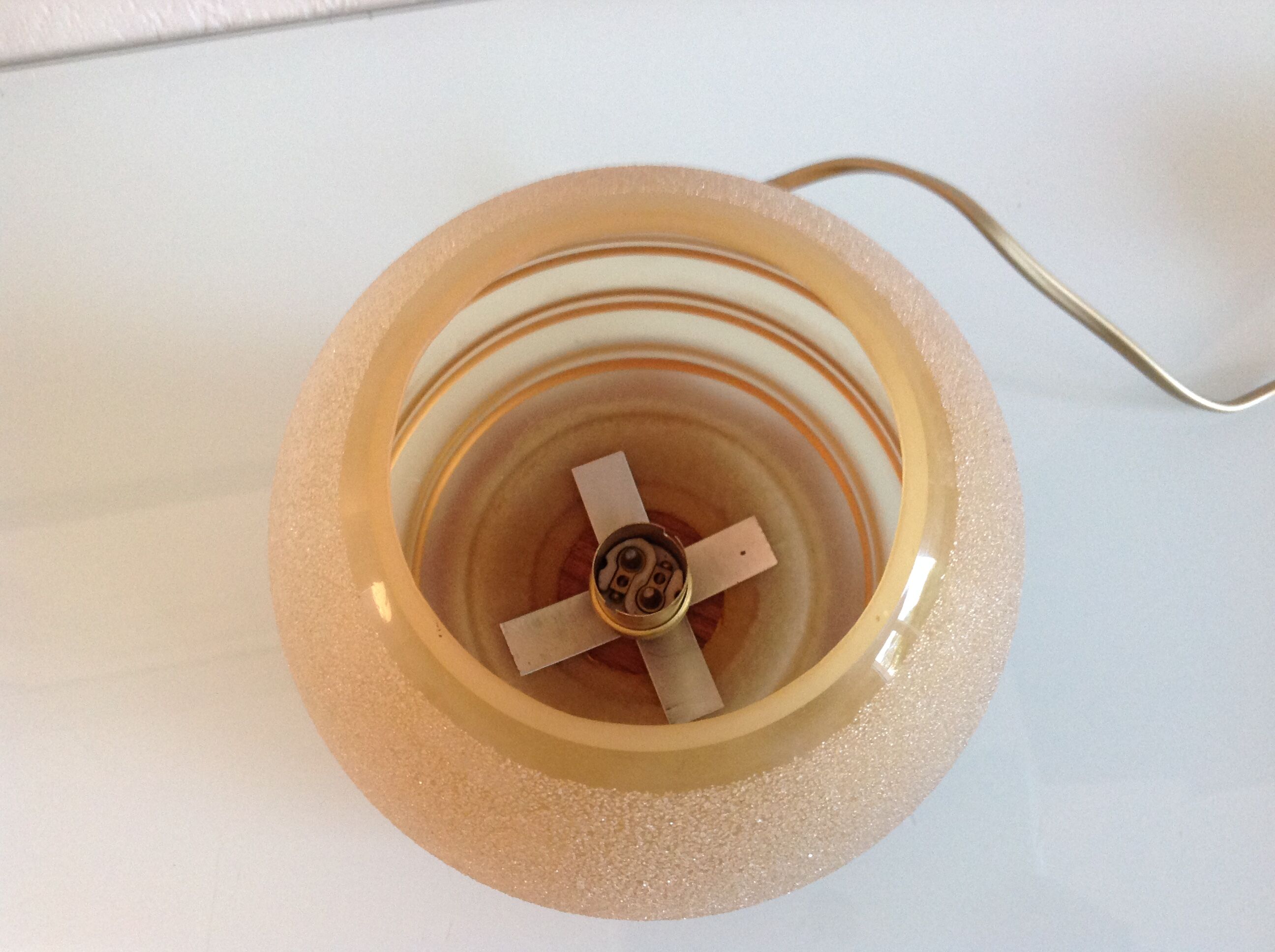 Bedside lamp globe in beige granite glass art deco style