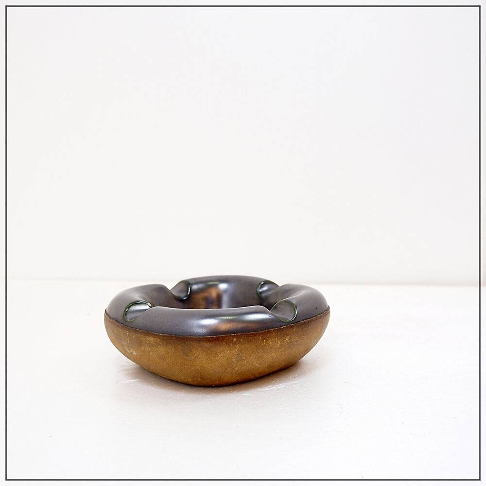 Longchamp mid-century ashtray in glazed ceramic and leather - France 1950s