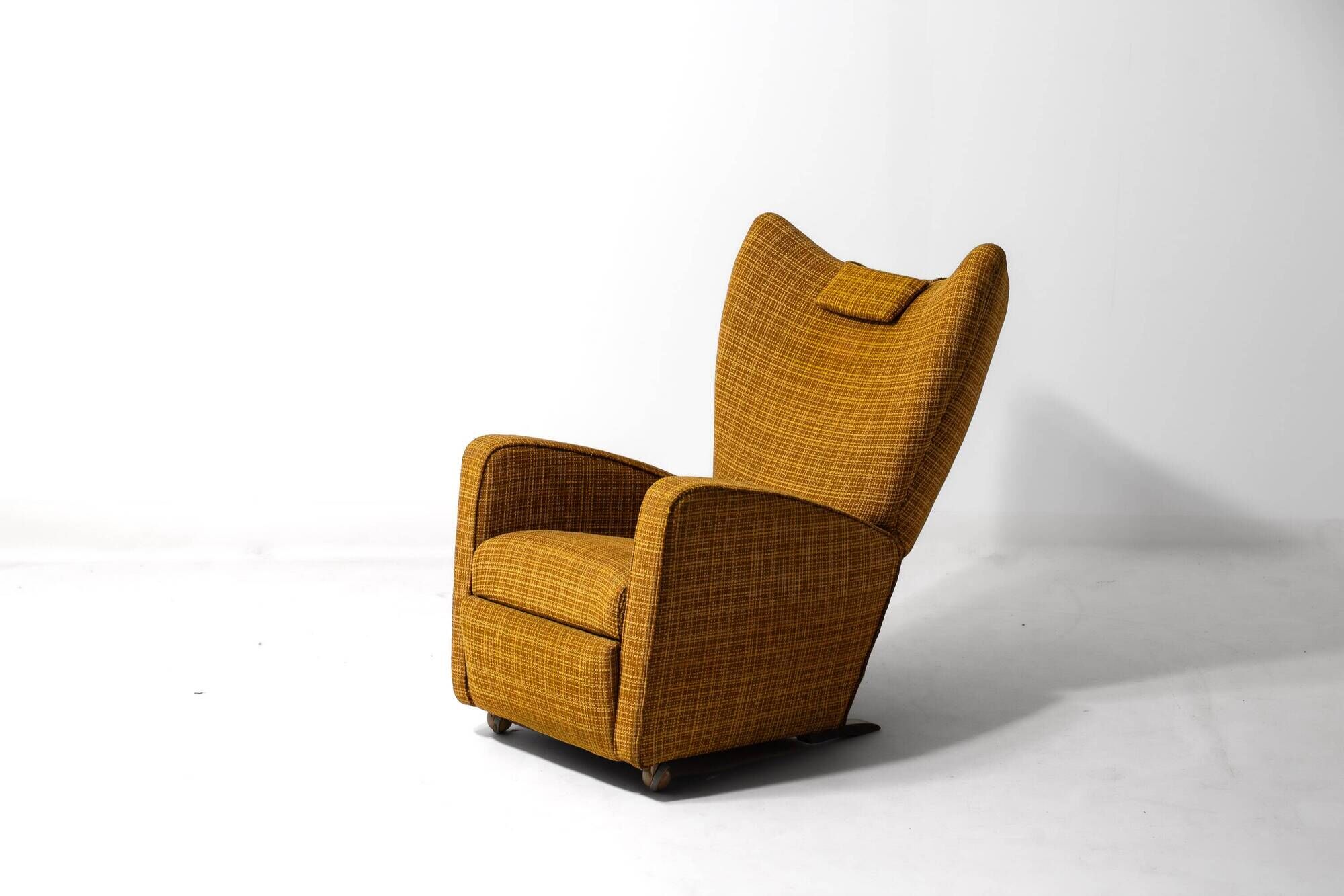 Fauteuil vintage à oreilles inclinable, années 1960
