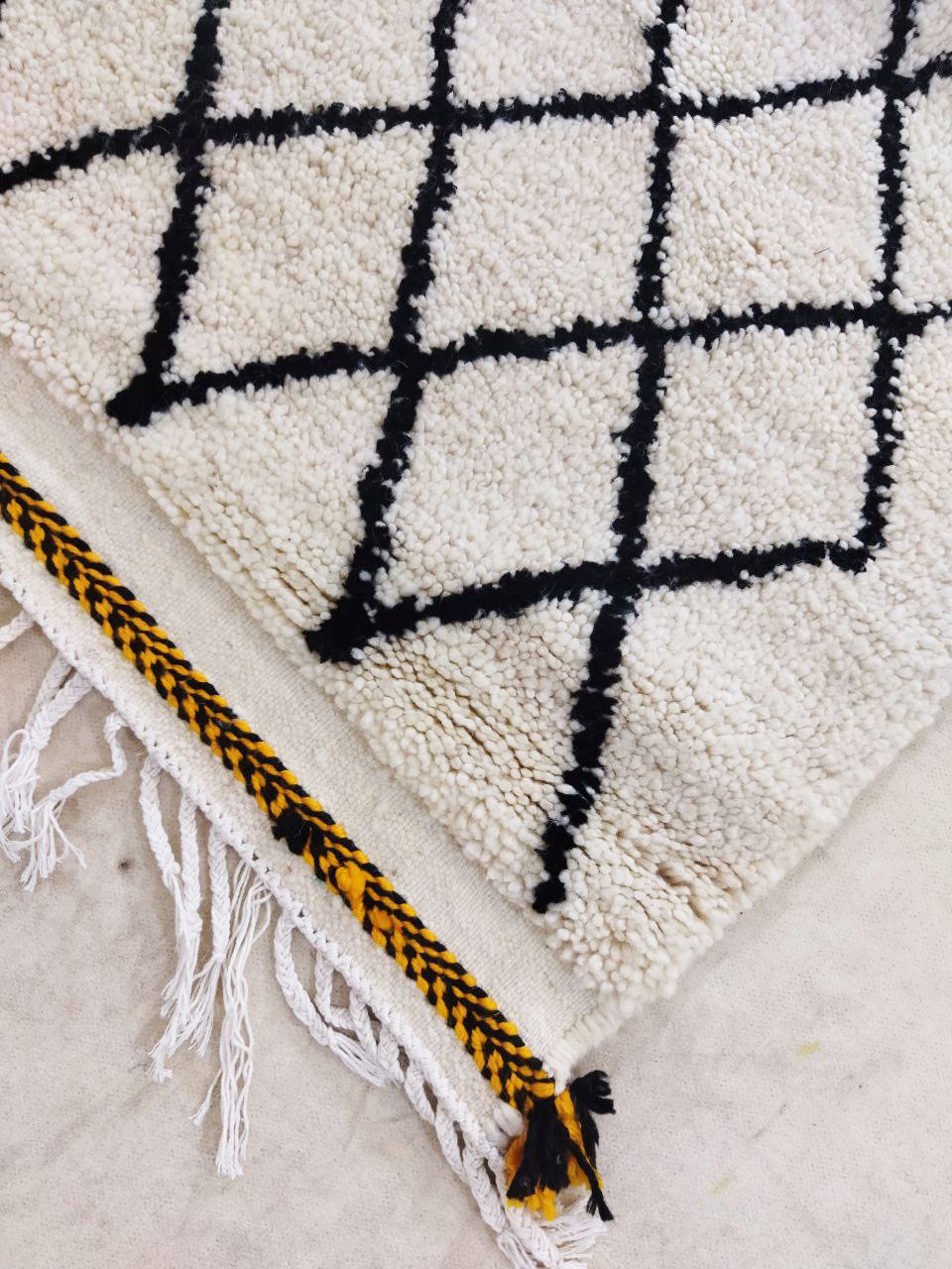 Moroccan Berber rug Beni Ourain 250x140cm