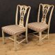 Paire de chaises italiennes laquées et dorées