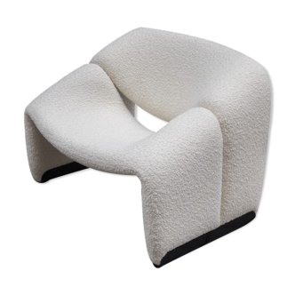 Groovy armchair by Pierre Paulin