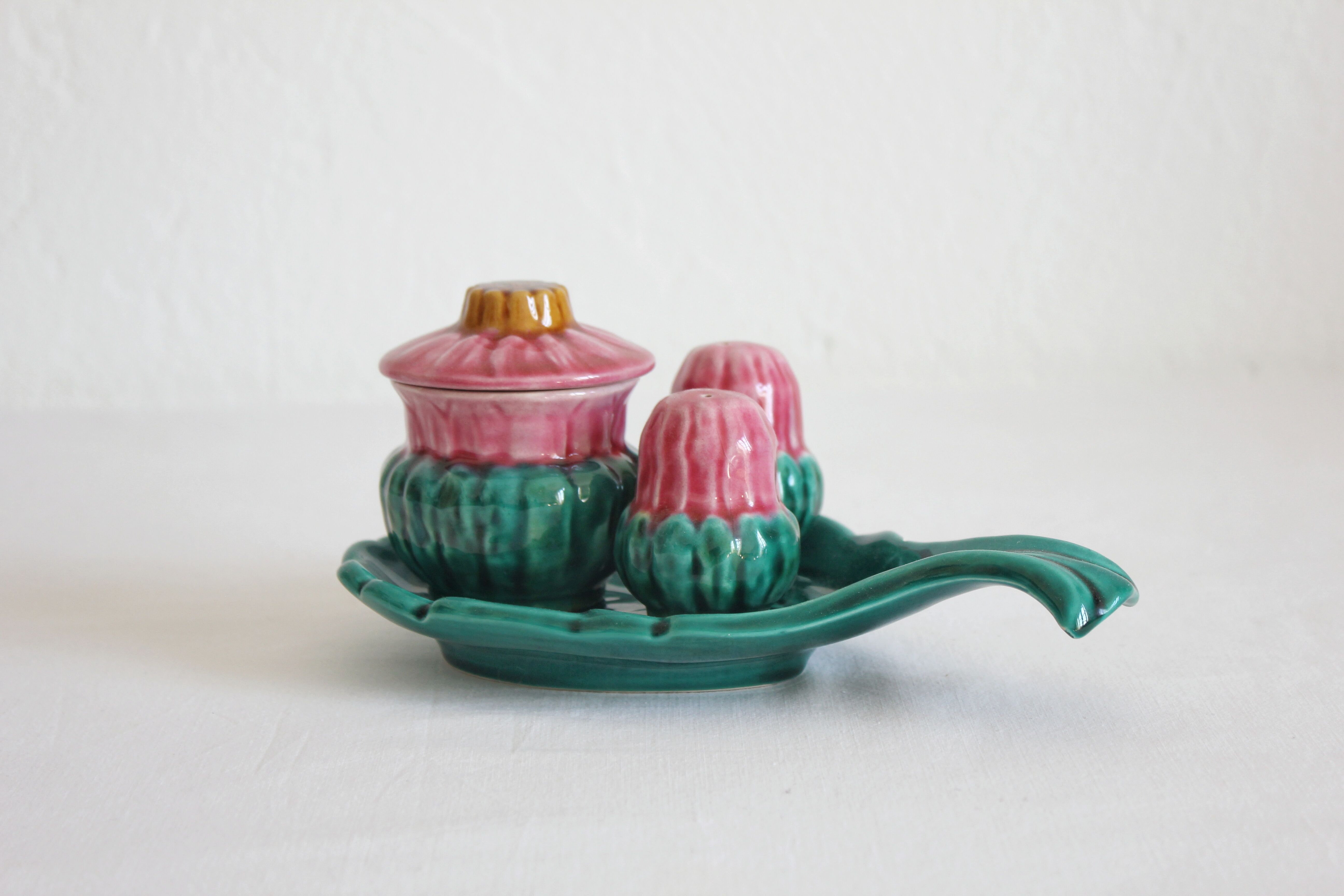 Set with salt, pepper and mustard condiments in vintage slurry
