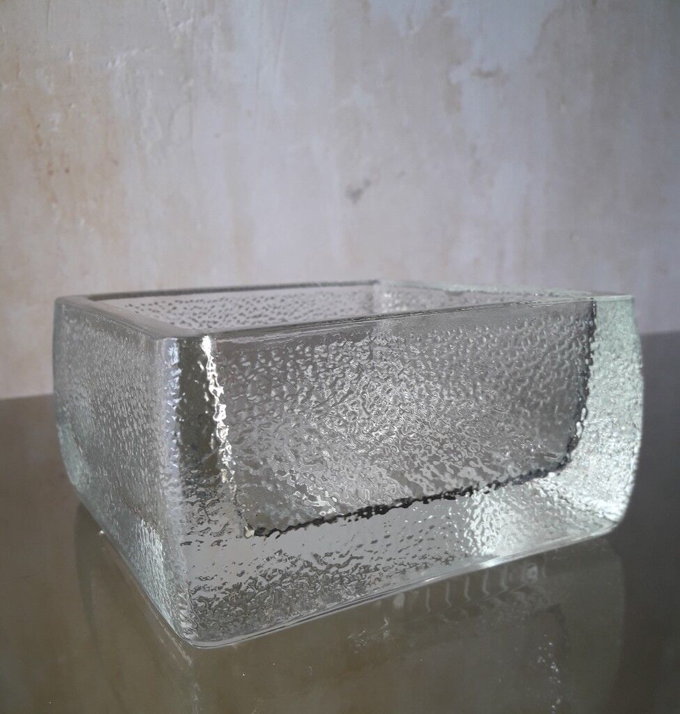 Ashtray/empty pocket, 1970
