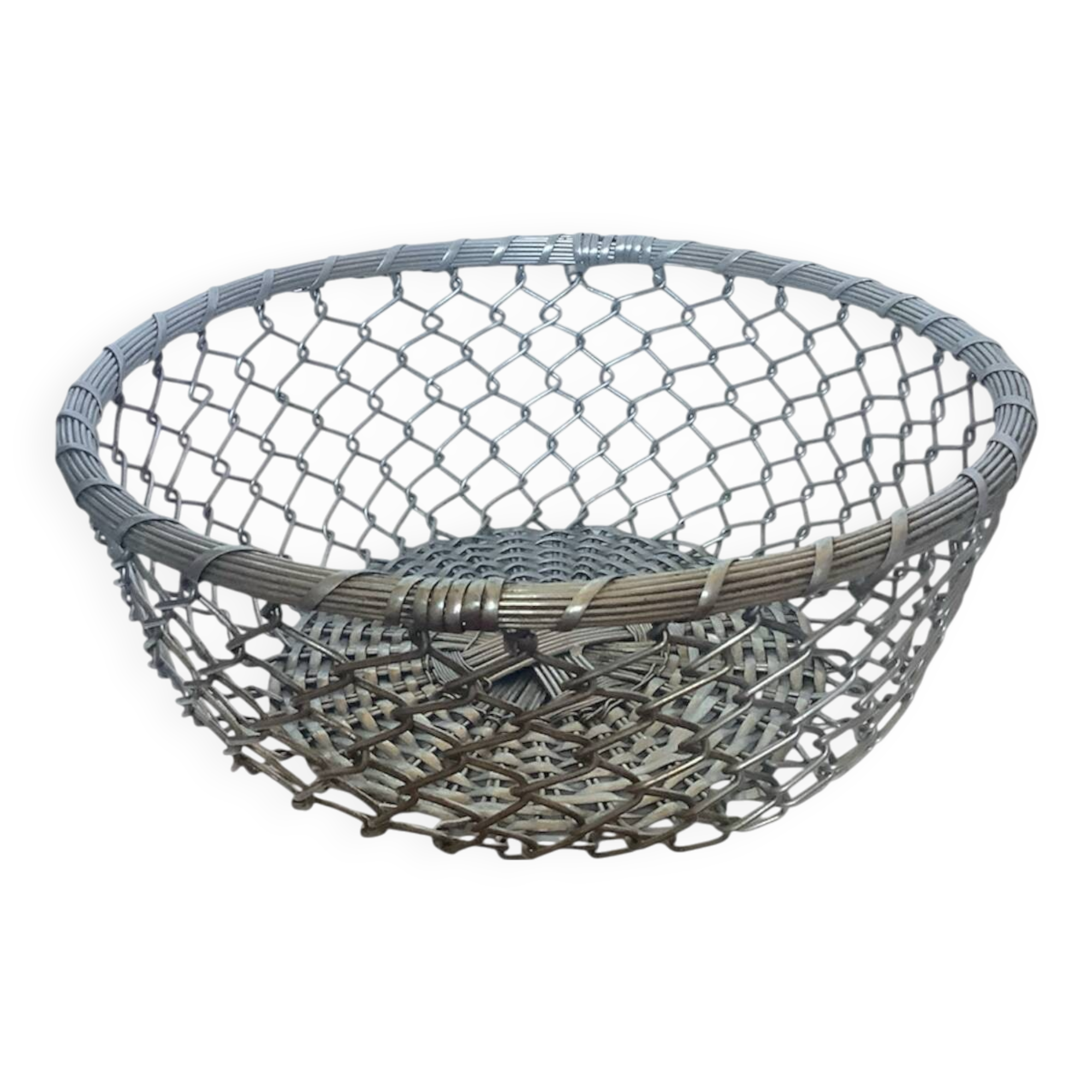 Round silver metal basket – Openwork design