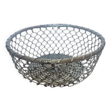 Corbeille ronde en métal argenté – Design ajouré