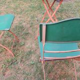 Mid century distressed painted iron garden table and 2 chairs, 1960s