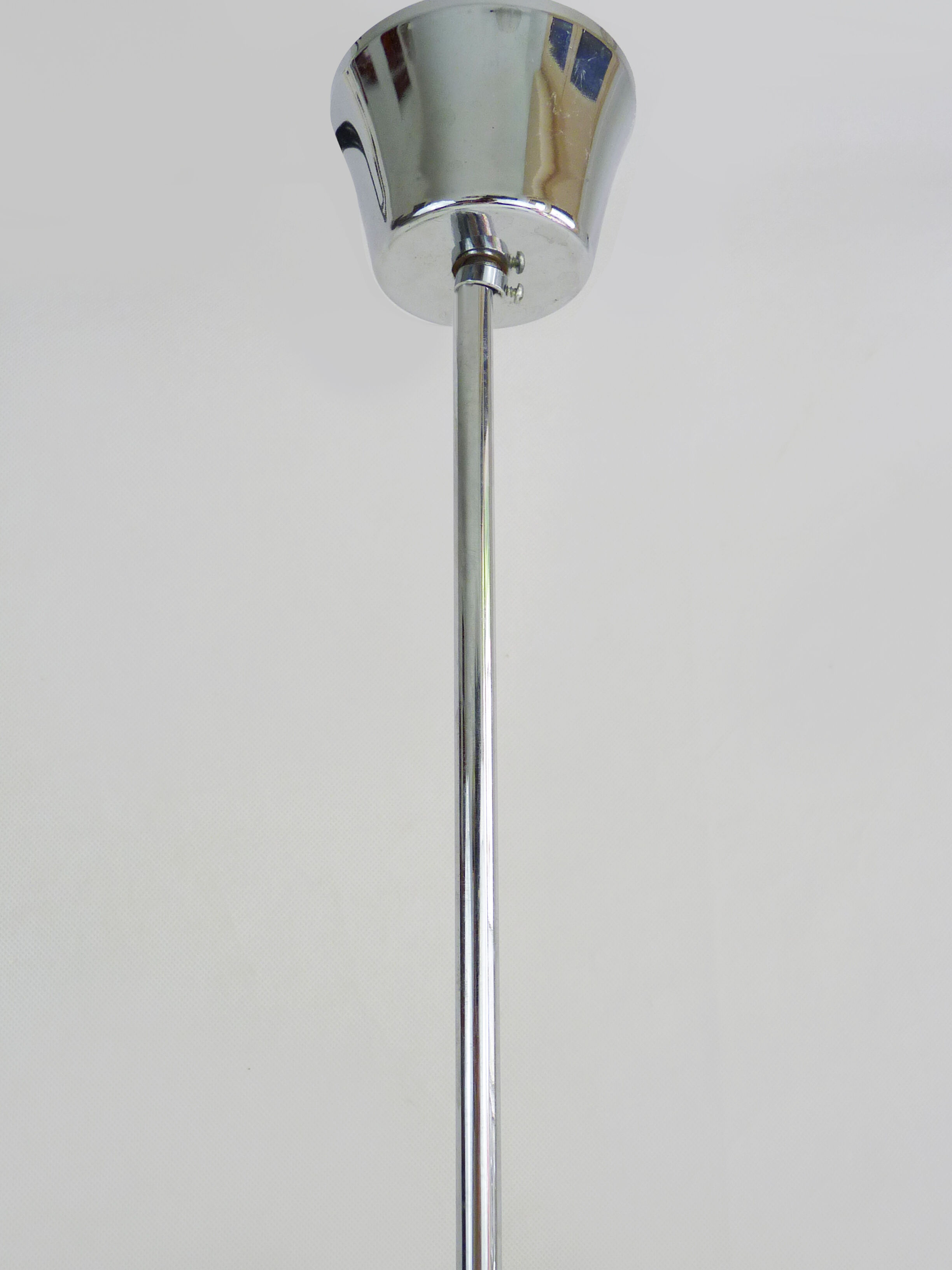 Vintage chandelier with 3 branches in chrome metal and glass globe. Year 70