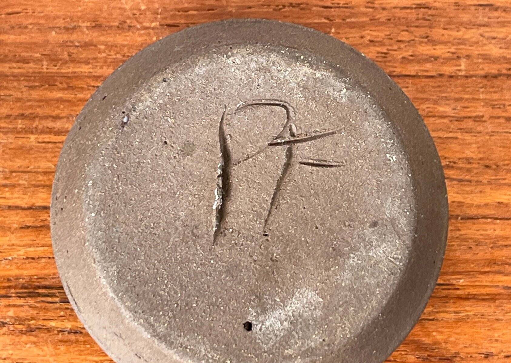 Small modern Danish studio pottery bowls from the mid-century, 1960s, set of 2.