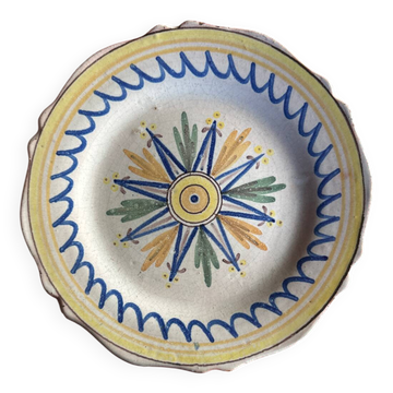 Assiette Nevers 18ème siècle